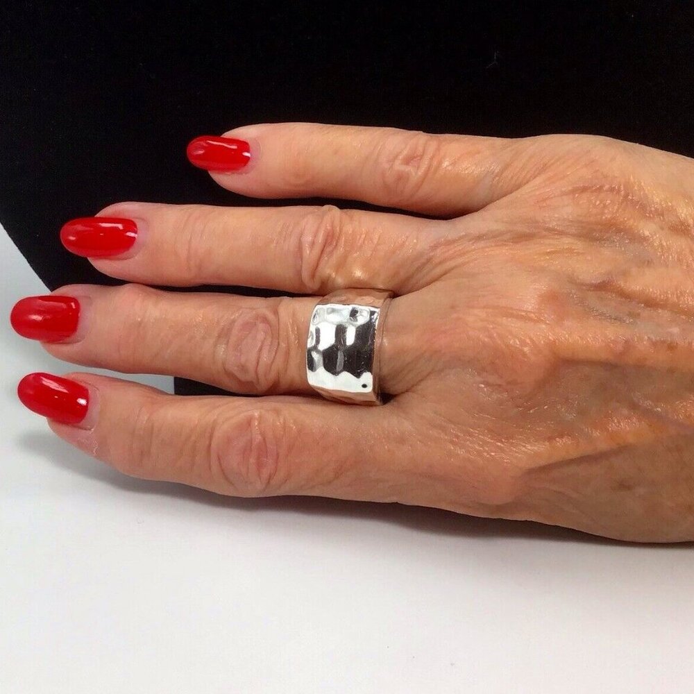 Sterling Silver Hammered Texture Ring 10.7gms Size 8.75